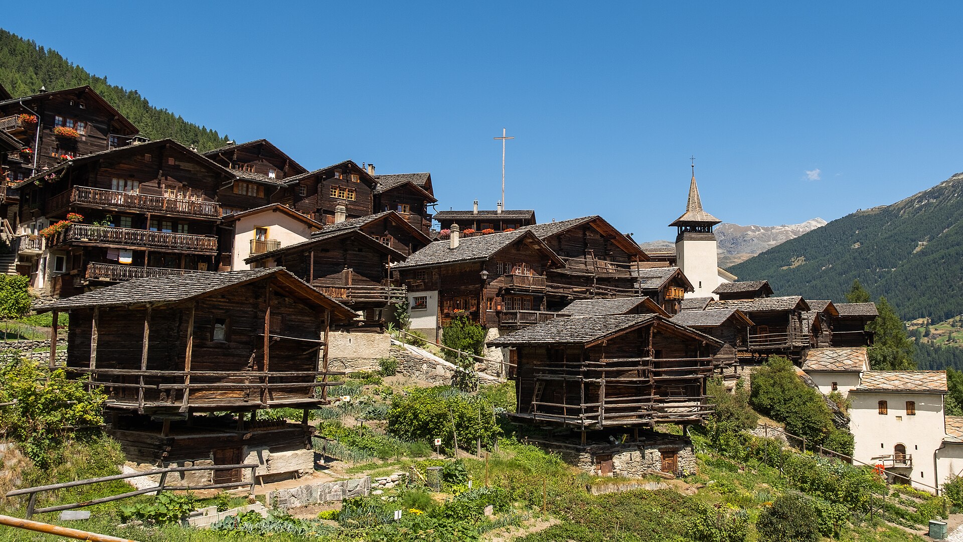Chalets in Grimentz village